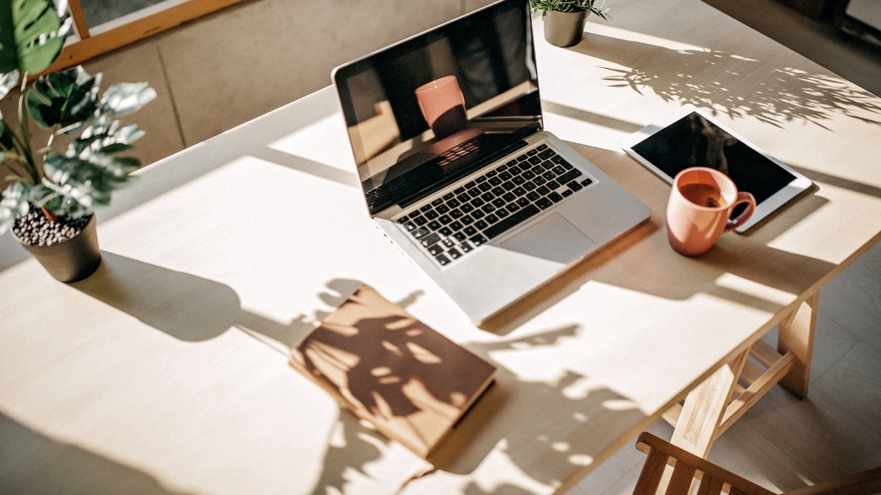 Espace de travail créatif et digital